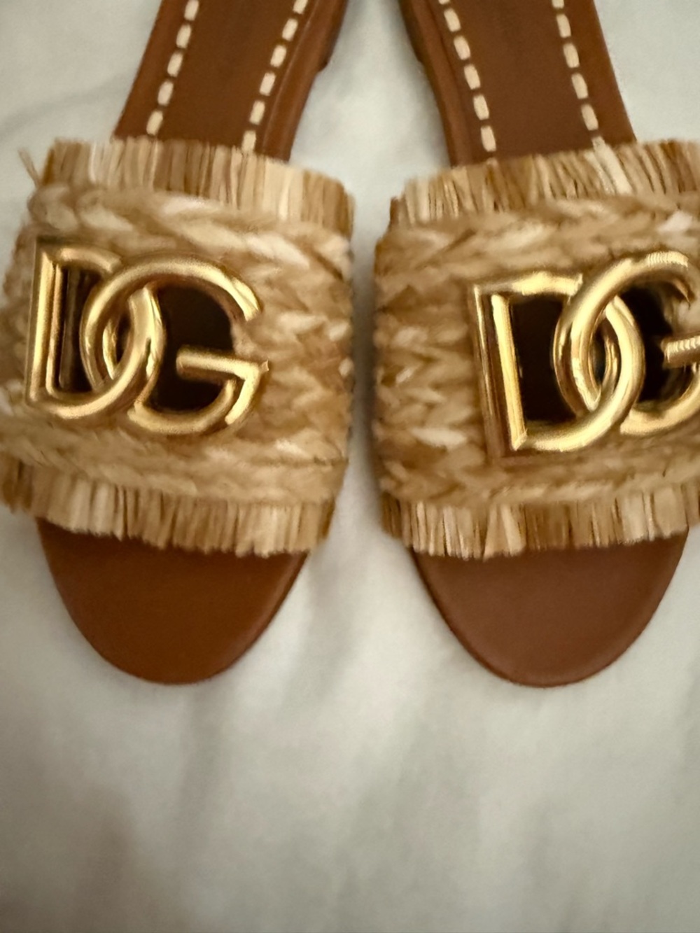 NEW Dolce & Gabbana Raffia Slide Sandals with Gold DG Emblem 38 - Picture 4 of 10